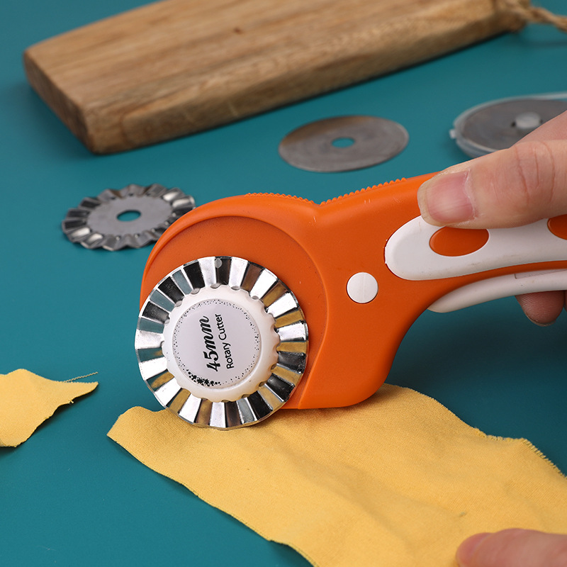 1 Pezzo Lama Rotante da 28/45m - Rotary Cutter For Fabric 45Mm recensione e prezzo